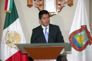 Rivera exhorta enfocar trabajo unido para el bien de Puebla