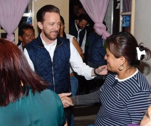 Luis Banck y vecinos trabajan juntos en acciones para la mejora integral en El Encinar