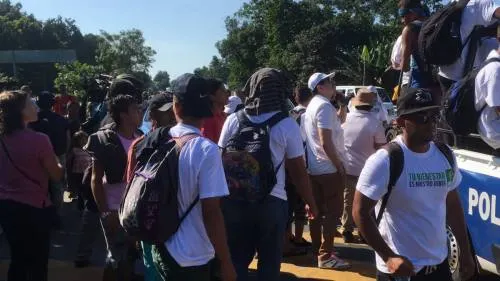 Rescatan a más de 200 centroamericanos en Tlacotepec; hay 14 detenidos