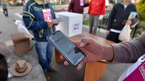 Poder votar varias veces y tinta que se borra, fallas en consulta por el nuevo aeropuerto