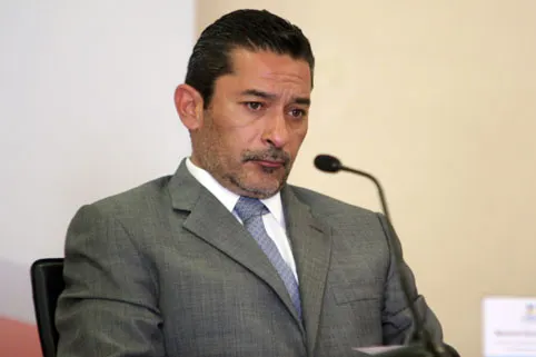 Renuncia Mauricio Tornero por el robo de una moto en La Vista