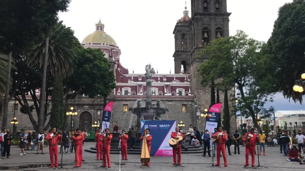 Jueves de Mariachi