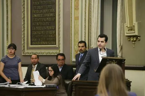 Se enfrentan Juntos Haremos Historia y Por Puebla al Frente por llamado de funcionarios electorales