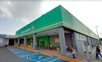 Bodega Aurrerá Vía CAPU sufre asalto en la madrugada; equipos de telefonía móvil, el botín
