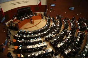 En ‘fast track’, Senado endurece penas a portación ilegal de armas