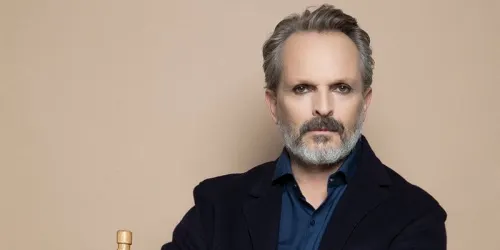Twitter bloquea la cuenta de Miguel Bosé por difundir noticias falsas