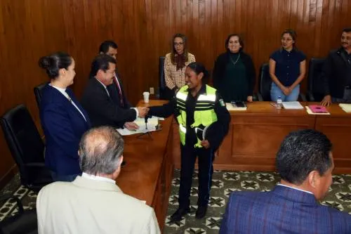 Gobierno de San Pedro Cholula estimula a elementos de Seguridad Pública