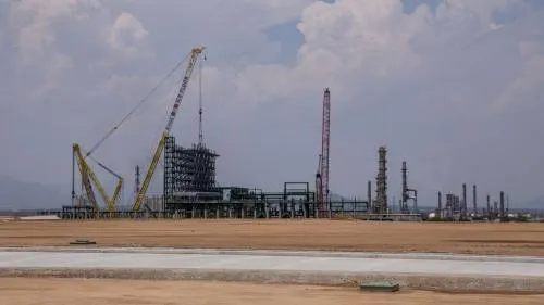 A finales de 2019 arrancará la construcción de la nueva refinería: Pemex