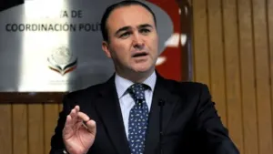 Al descubierto coyotaje de Villareal contra presidentes municipales
