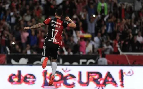 Zorros y Tigres empatan a uno, en duelo de la jornada 8