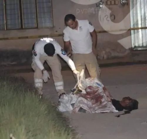 Arrojan dos cuerpos sin vida en Tlaltepango