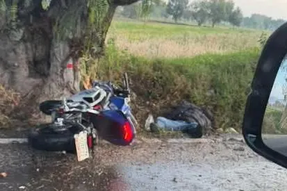 Trágico accidente en carretera Tepeaca-Los Reyes de Juárez deja un motociclista muerto