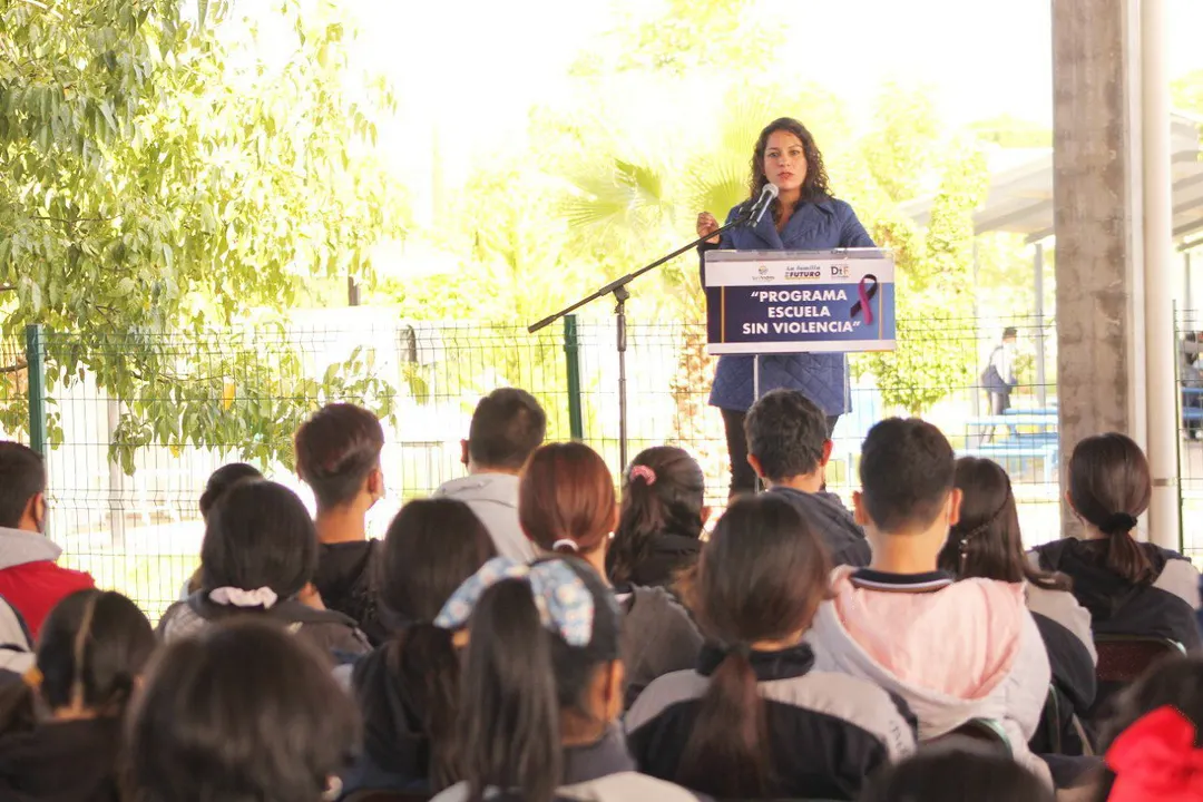 Lupita Cuautle presenta la quinta edición del programa “escuela sin violencia” 