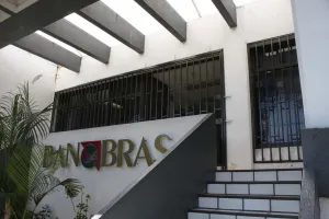 Capturan en Puebla a defraudadora de Banobras