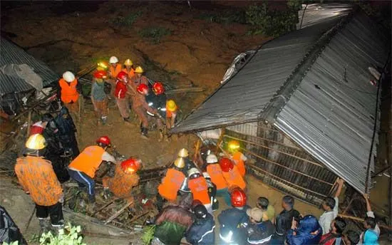 Al menos 91 muertos en Bangladesh por lluvias