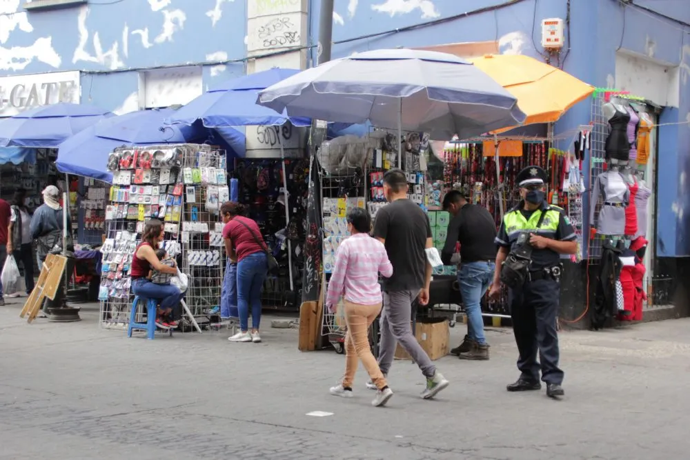 Solo dos agrupaciones de ambulantes tendrían permisos para vender