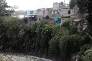 Pepe Chedraui llama a habitantes de zonas de riesgo a hacer uso de albergues y del Dormitorio Municipal