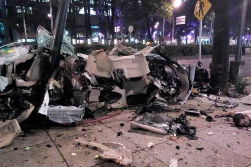 Juez vinculan a proceso a conductor de auto BMW que se accidentó en Reforma