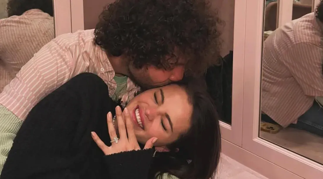 Selena Gomez anuncia su compromiso con el productor musical Benny Blanco