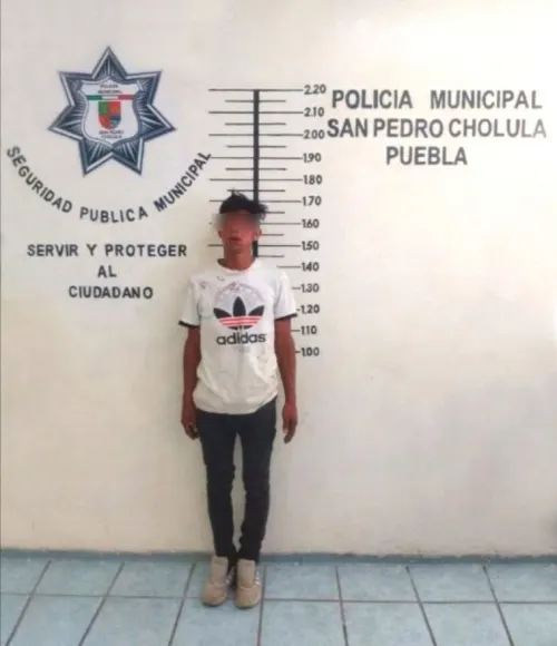 Cae presunto ladrón de autopartes en Momoxpan