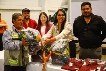 Equipa Tonantzin Fernández a trabajadores del SOSAPACH para fortalecer el servicio