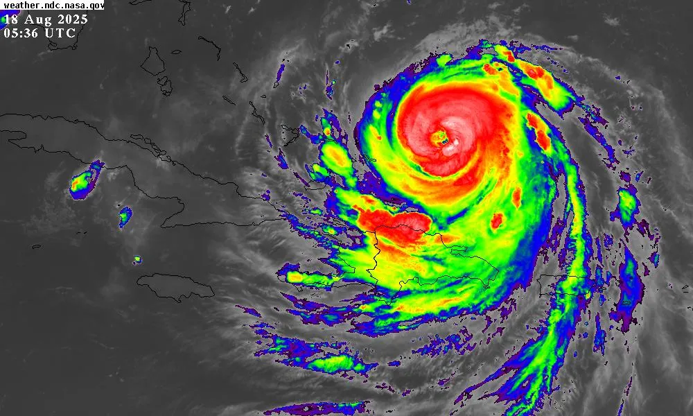 Huracán Erin se fortalece a categoría 4: trayectoria y alertas en Estados Unidos