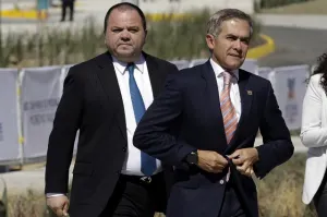 Mancera elude hablar sobre aspiración presidencial RMV