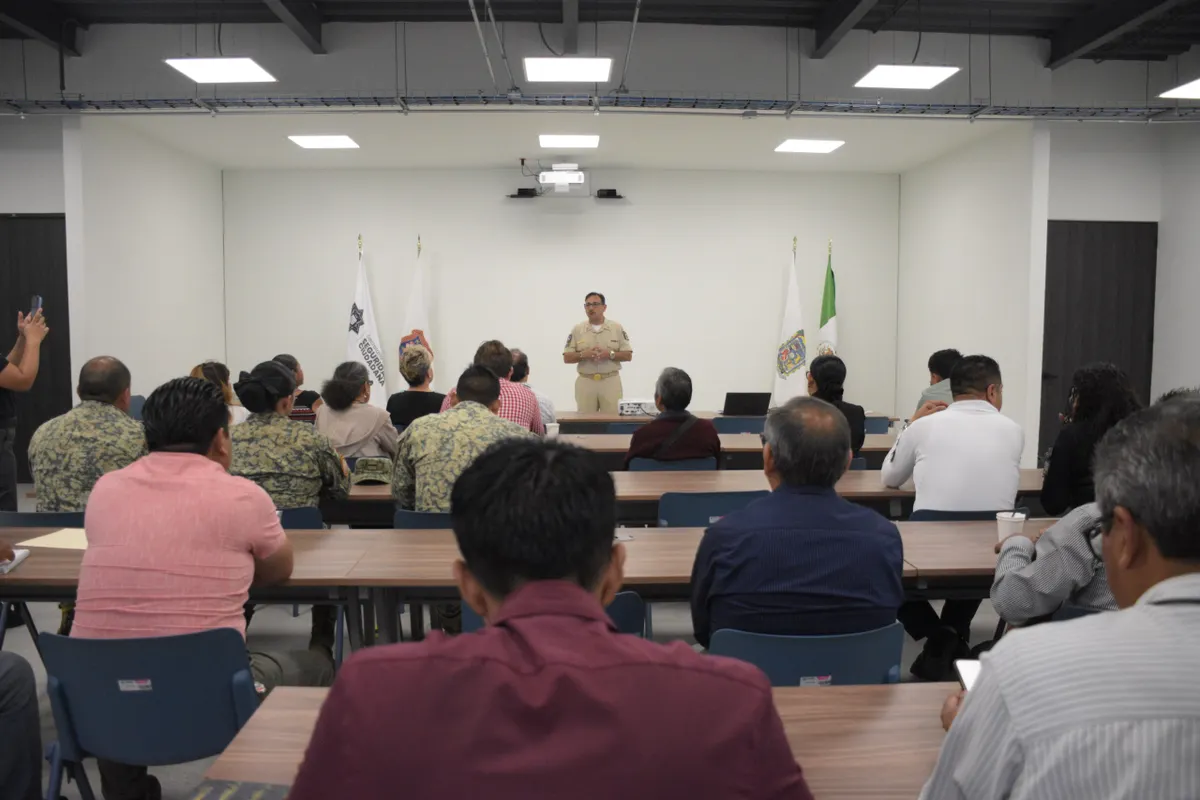 Capacita SSC a presidentes de las 17 juntas auxiliares sobre medidas preventivas para las Fiestas Patrias