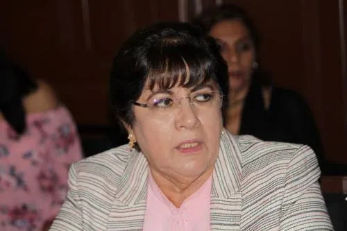 A Rivera Vivanco le falta cortesía política, denuncia Silvia Tanús