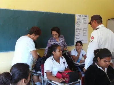 Al descubierto fraude contra maestras de telesecundaria