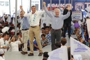 Con respaldo de Santiago Creel, Tony Gali cierra campaña en Amozoc