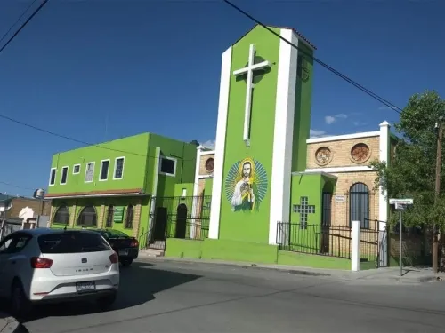 Pese a Covid, iglesias de Saltillo reabren sus puertas a fieles