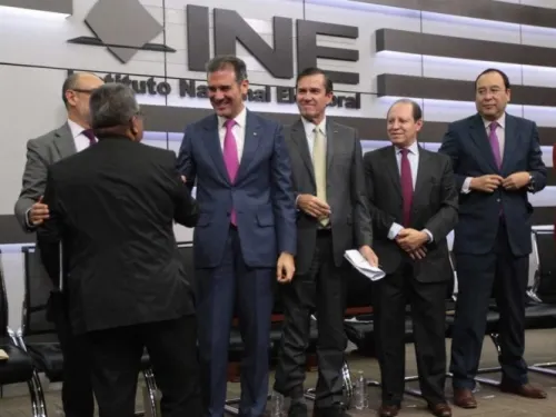 Marca INE su distancia con gobiernos: “no se alineará”