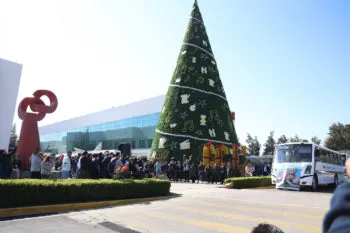 BUAP envía más de 14 mil juguetes a complejos regionales para niñas y niños de escasos recursos