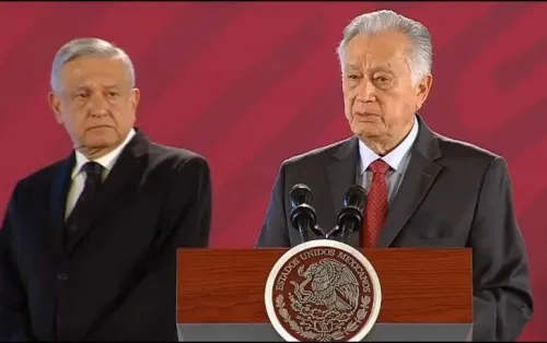 “Es falso que tenga tantas propiedades”, reitera Bartlett junto a López Obrador