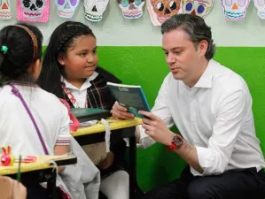 Aurelio Nuño anuncia plan de reconcentración de escuelas