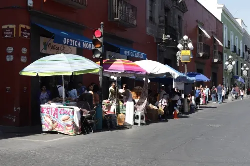 Gobernación municipal no termina de elaborar padrón de ambulantes en calle 5 de mayo