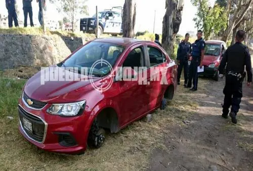 Asaltan a conductor de uber y desvalijan la unidad