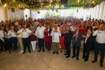 Tonantzin Fernández reconoce labor docente con convivencia para maestras y maestros de San Pedro Cholula