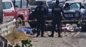 Accidentes de motocicleta en el Periférico Ecológico dejan dos muertos