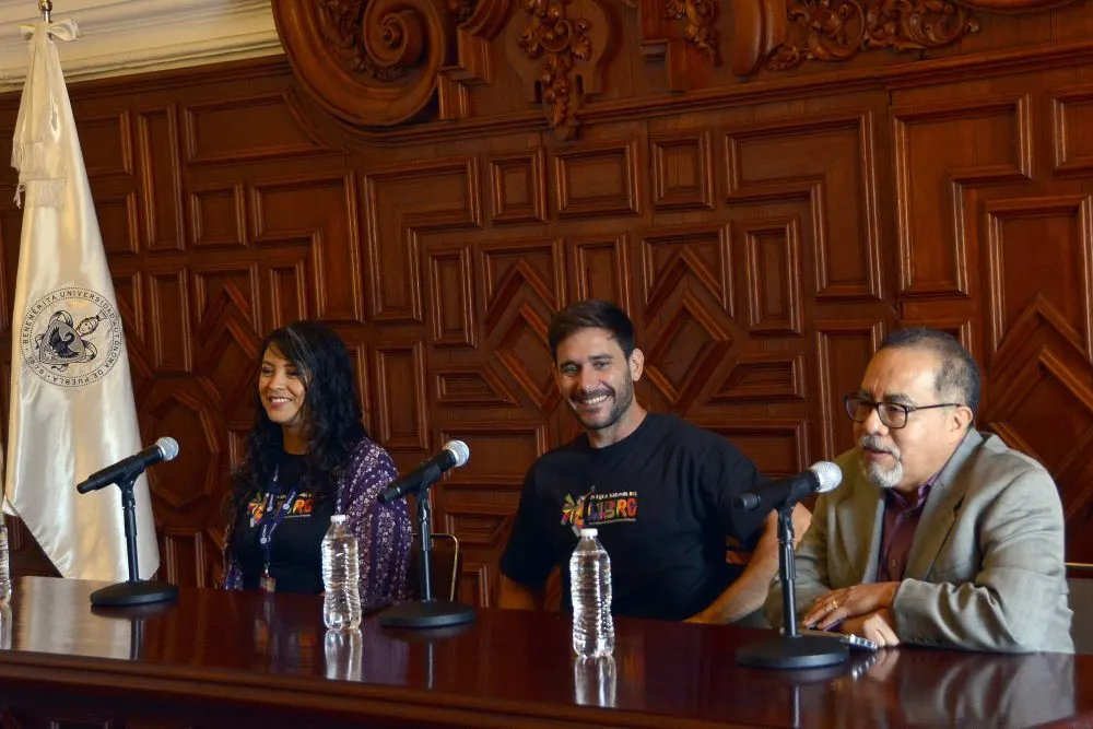 En la Fenali, el divulgador científico Javier Santaolalla llevó a los jóvenes a un viaje por las estrellas