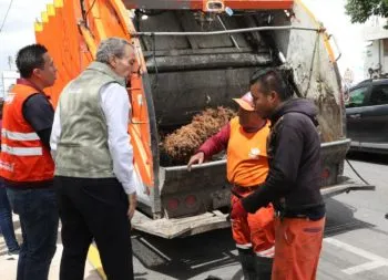 Intensifica Ayuntamiento de Puebla labores de limpieza en espacios públicos de Santa Cruz Los Ángeles