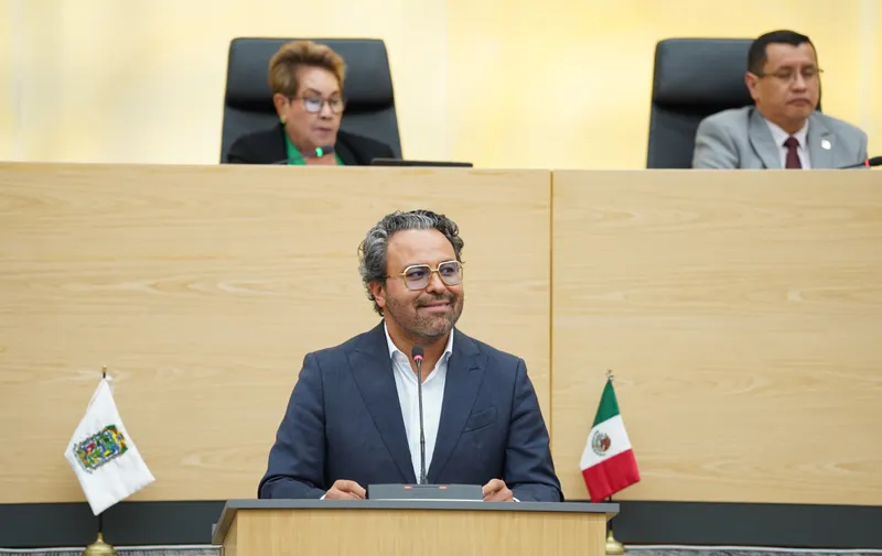 Presenta diputado Roberto Zataráin su Segundo Informe de Actividades