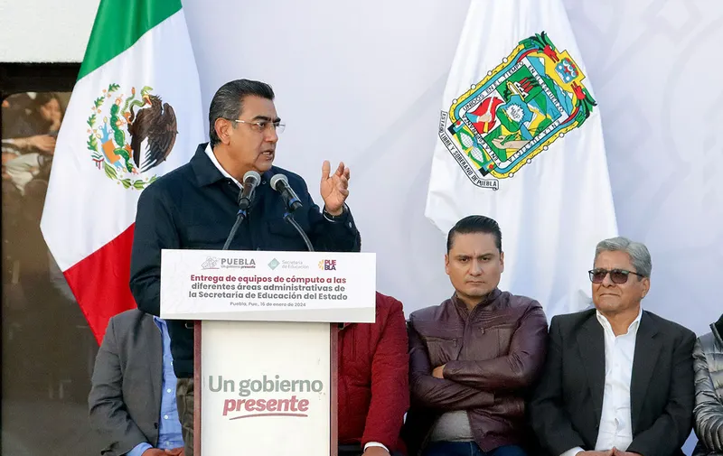 sergio-salomon-cespedes-peregrina