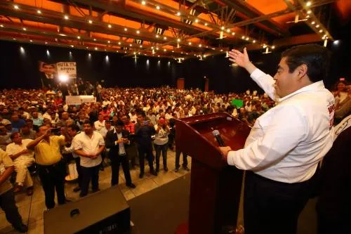 Revisar reclamos y derechos de transportistas, compromiso de Barbosa