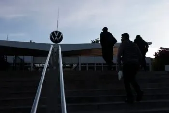 Avanza votación sobre aumento de 10.04% en Volkswagen Puebla; urnas cierran a las 18:00 horas