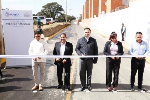 Gobierno de Puebla entrega rehabilitación de la avenida Nacional en Amozoc