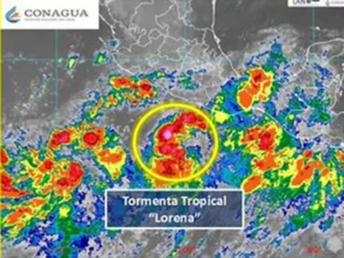 ‘Lorena’ pone en alerta a costas mexicanas en el Pacífico