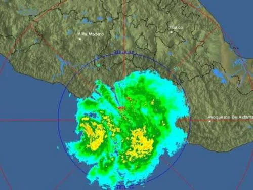 Alertan de tormentas en Guerrero y Michoacán por “Max”