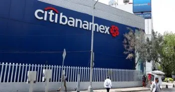 Consuman robo millonario en sucursal de citibanamex del bulevar 5 de Mayo en Puebla